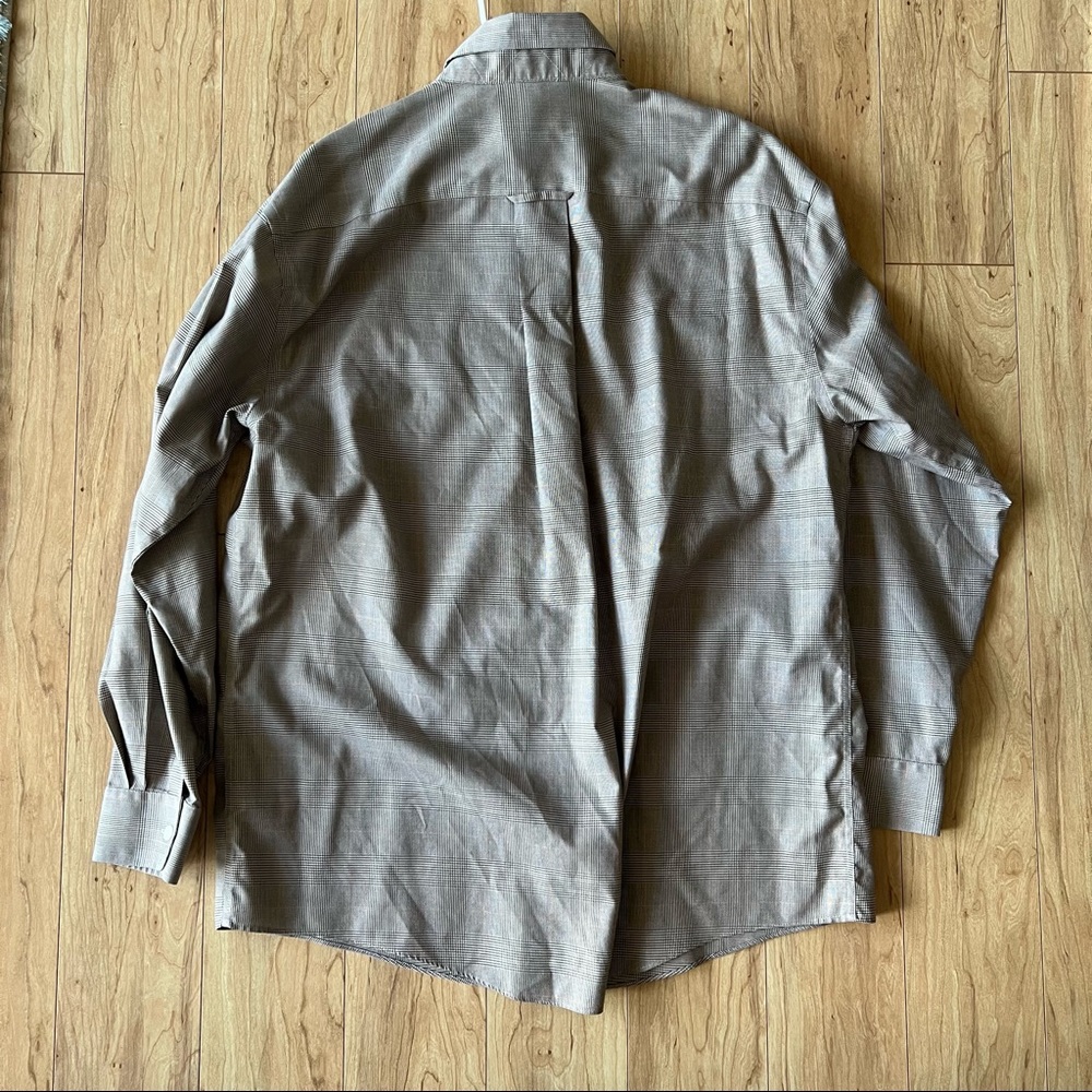 Orvis Button Down - Picture 3 of 3